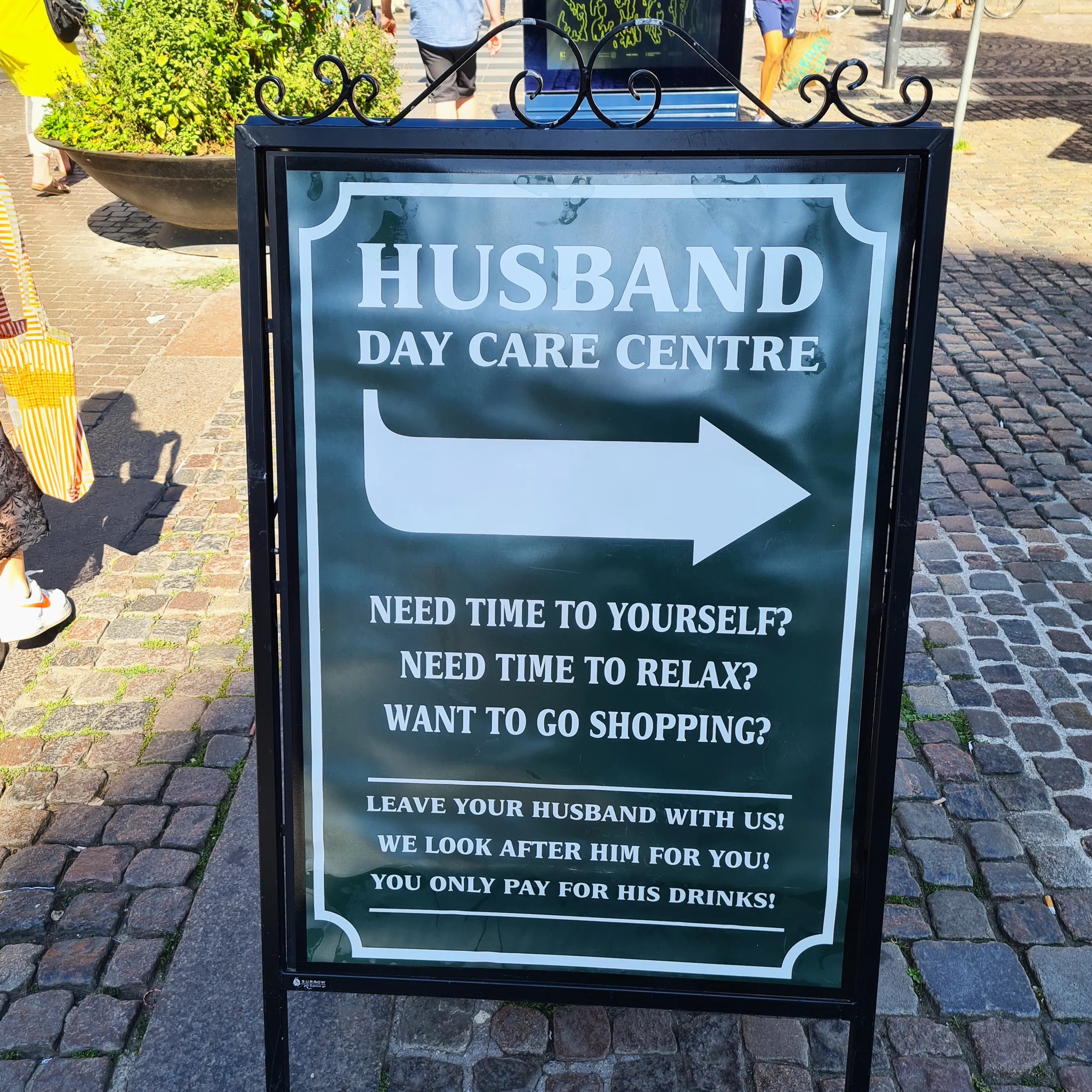 Husband Schild